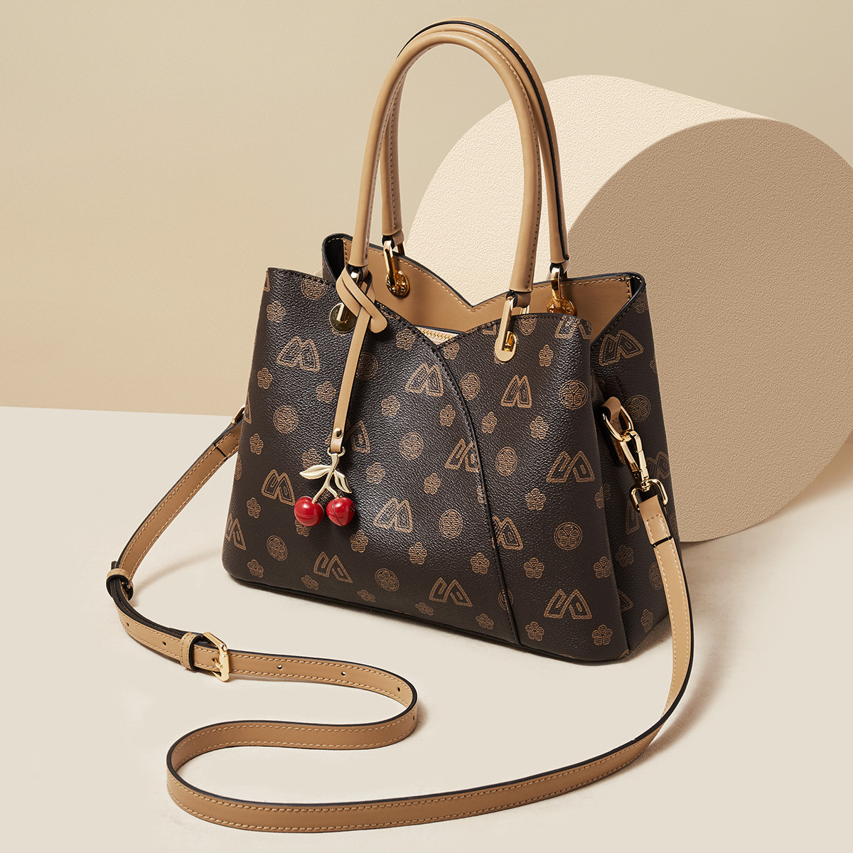 Tote Bag Leather Monogram - Torebka damska SAFIYA z PVC, skórzana,