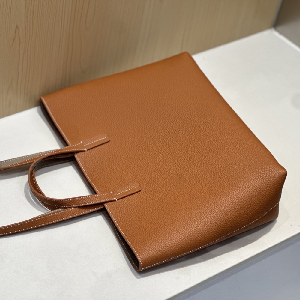 Wewnątrz i na zewnątrz kontras – Luxury Bags Quiet recenzja i cena