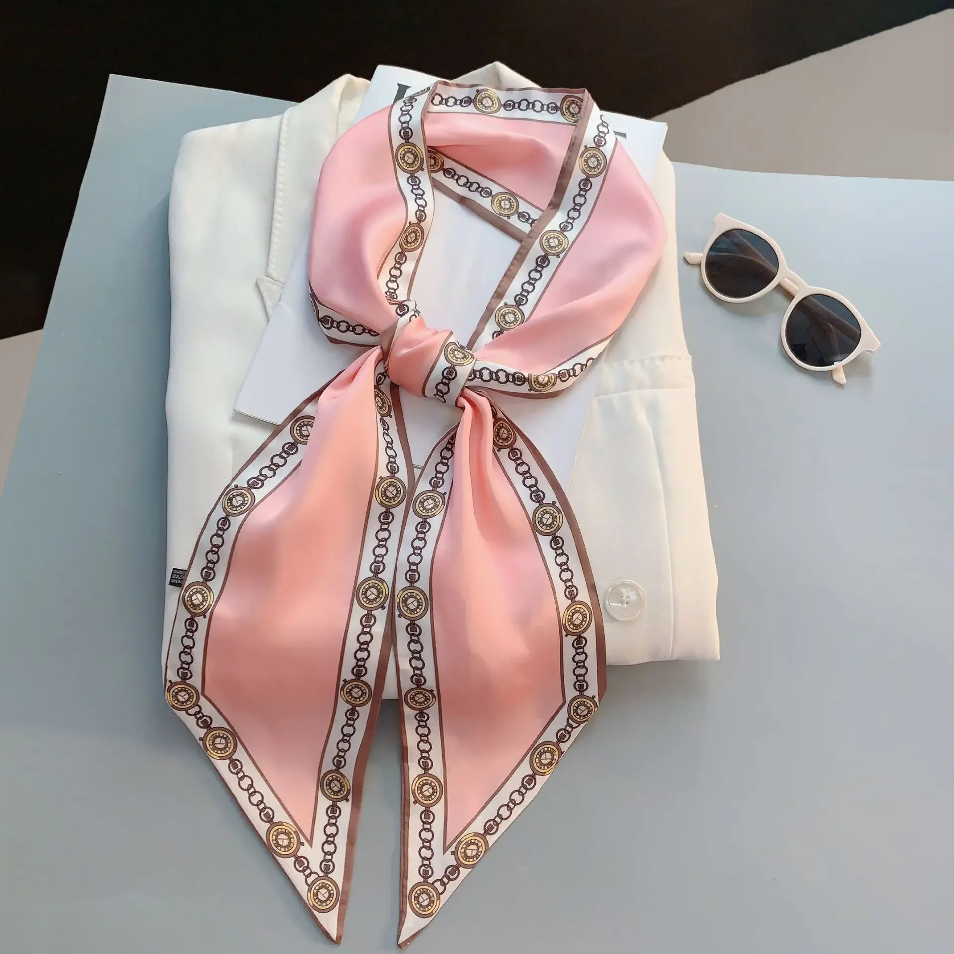 Wąski szalik z nadrukiem, w kr – Luxury Bags Store recenzja i cena