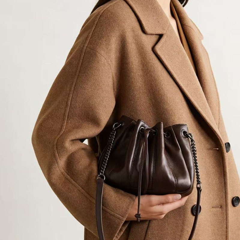 Modna torba typu bucket bag ze – Luxury Bags Sling recenzja i cena